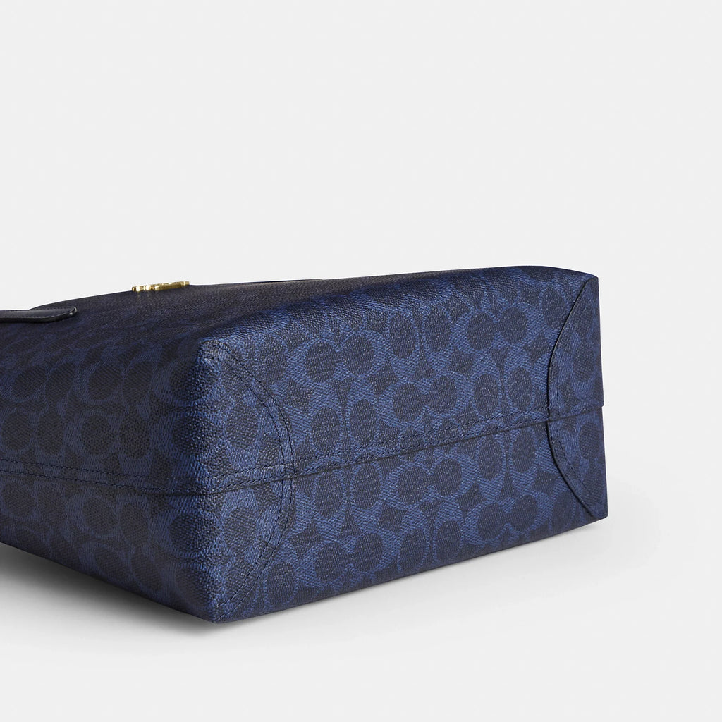 Coach Outlet Medium City Tote Bag In Signature Canvas